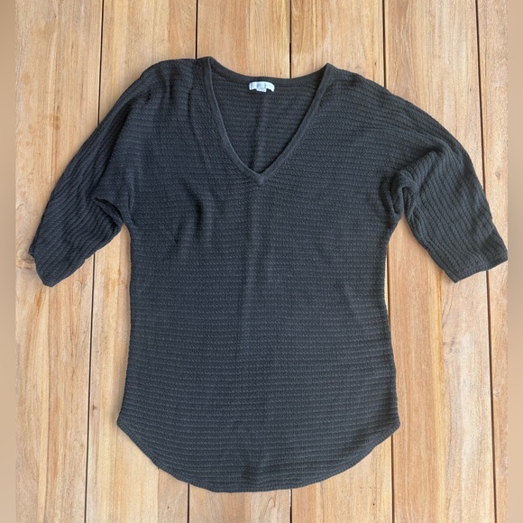 New York & Company Charcoal V-Neck Sweater - Picture 1 of 5